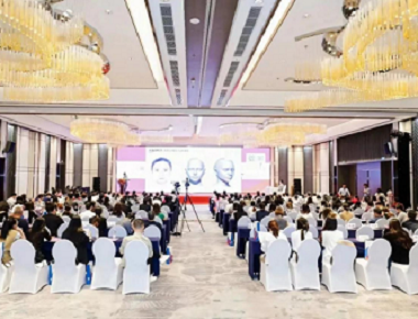 2023 Palestra pública e conferência prática dos diretores da clínica da MEC em Nanning
