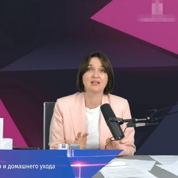 Especialistas russos - Linha Cosmeceutica ZQ -II Aplicação combinada com equipamento fotoelétrico